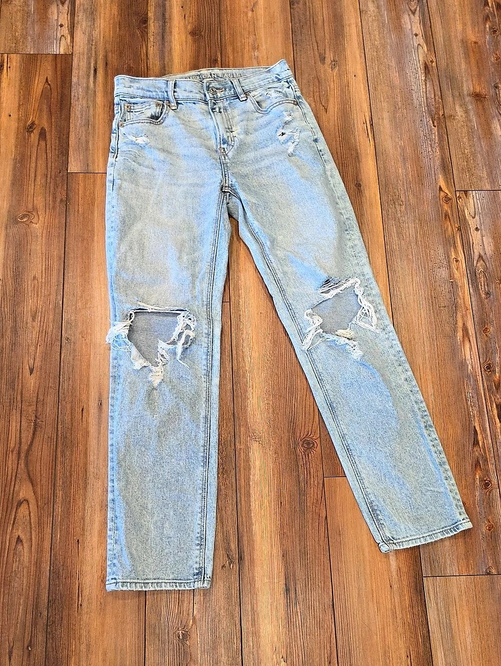 American Eagle Super High-Rise Ankle Straight Leg Jeans